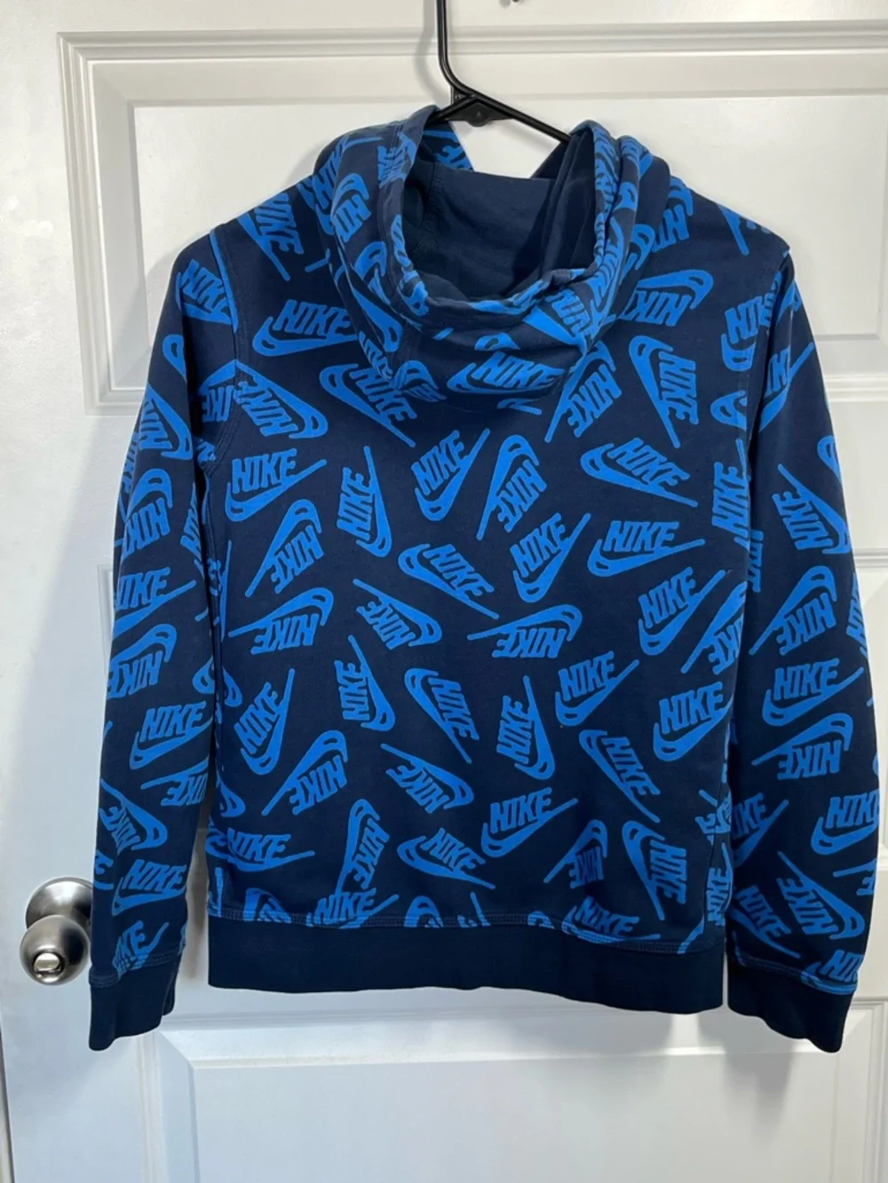 Nike sportswear pullover